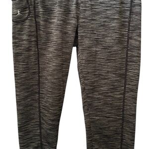 Danskin Grey Striped Cropped Pants Small